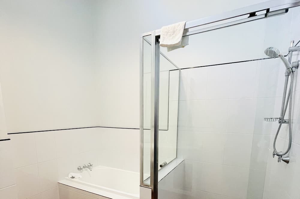 Photo of Bathroom in Bolton Point