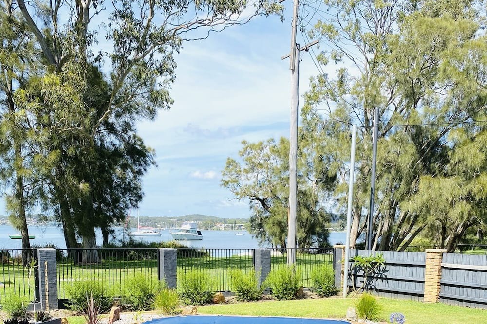 Photo of Outdoor in Bolton Point