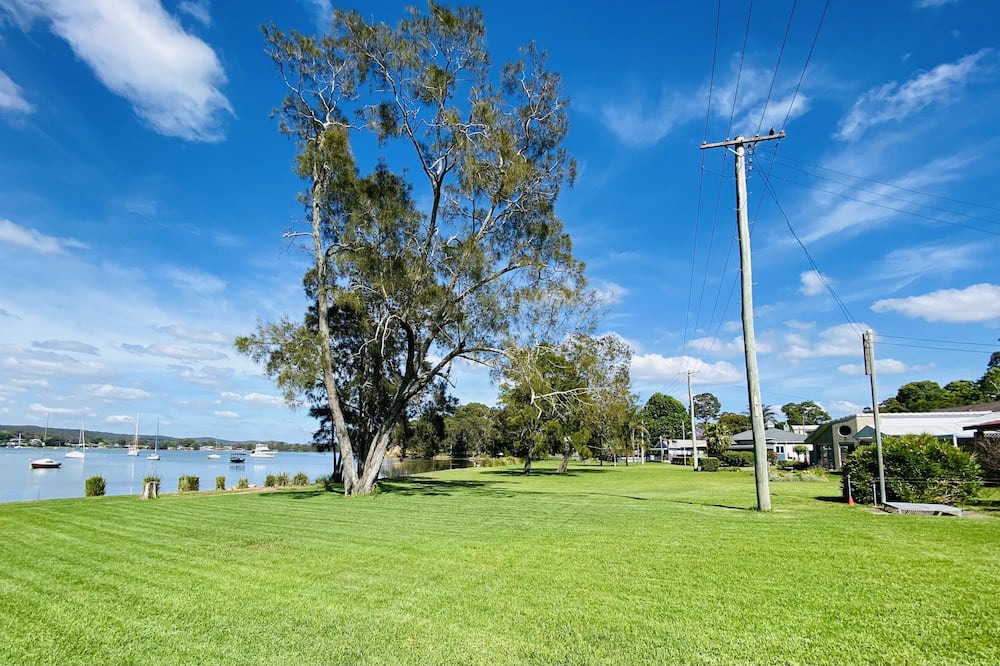 Photo of Outdoor in Bolton Point