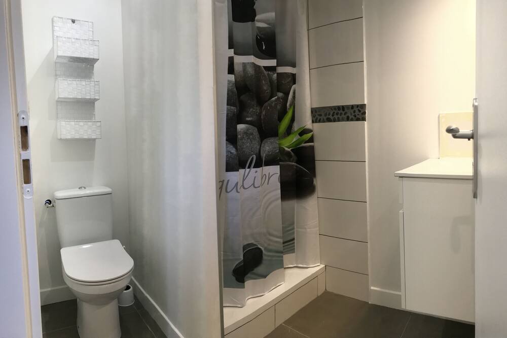 Photo of Bathroom in Muret