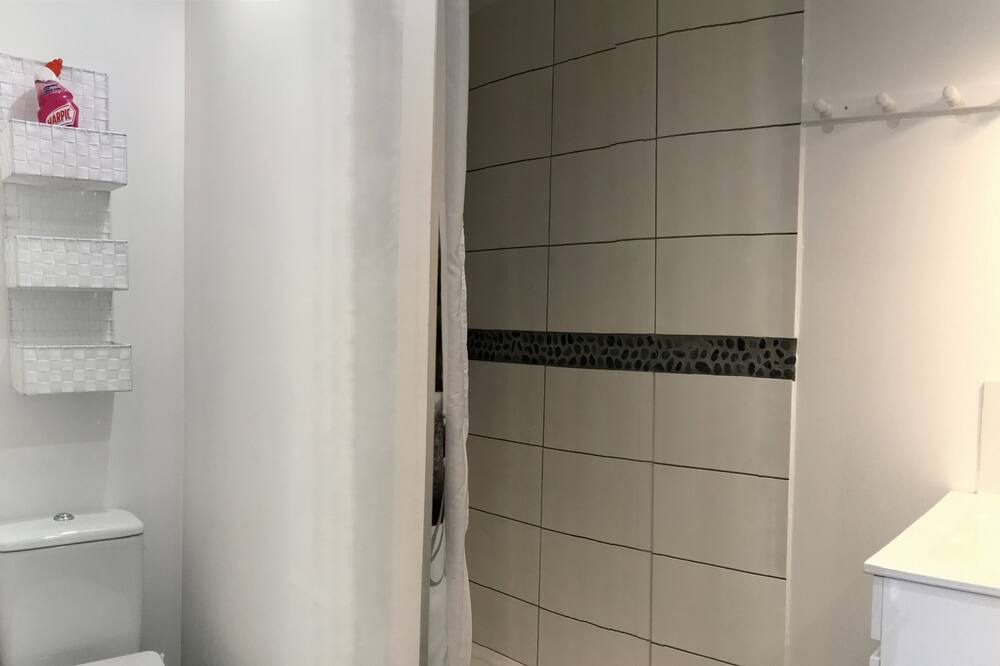 Photo of Bathroom in Muret