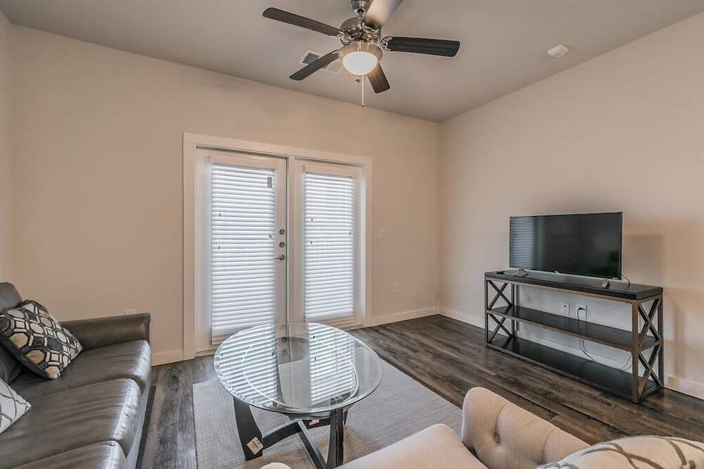 Photo of Livingroom in Elmo