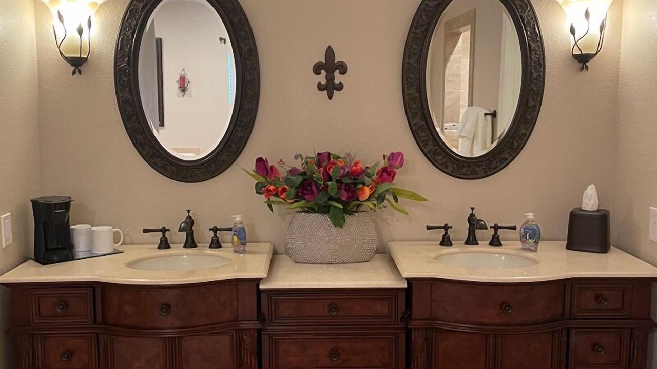 Photo of Bathroom in Gober
