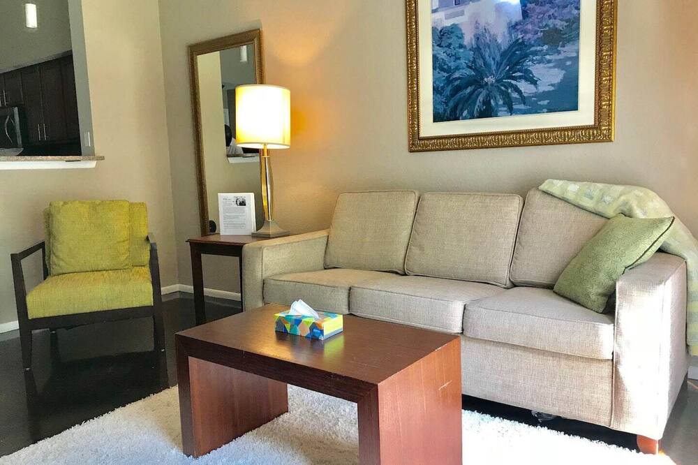 Photo of Livingroom in Channel District