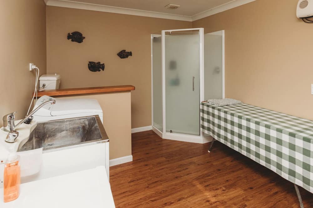 Photo of Others in Warea