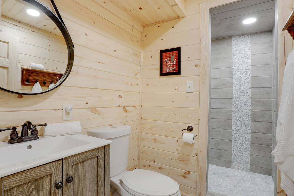 Photo of Bathroom in Hallsville