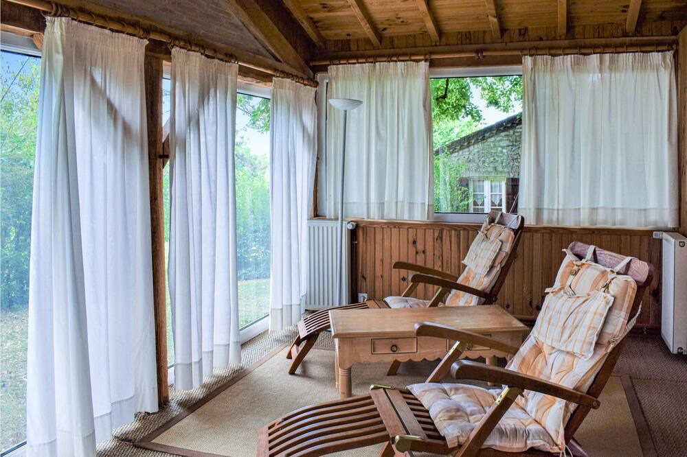 Photo of Bedroom in Montcabrier