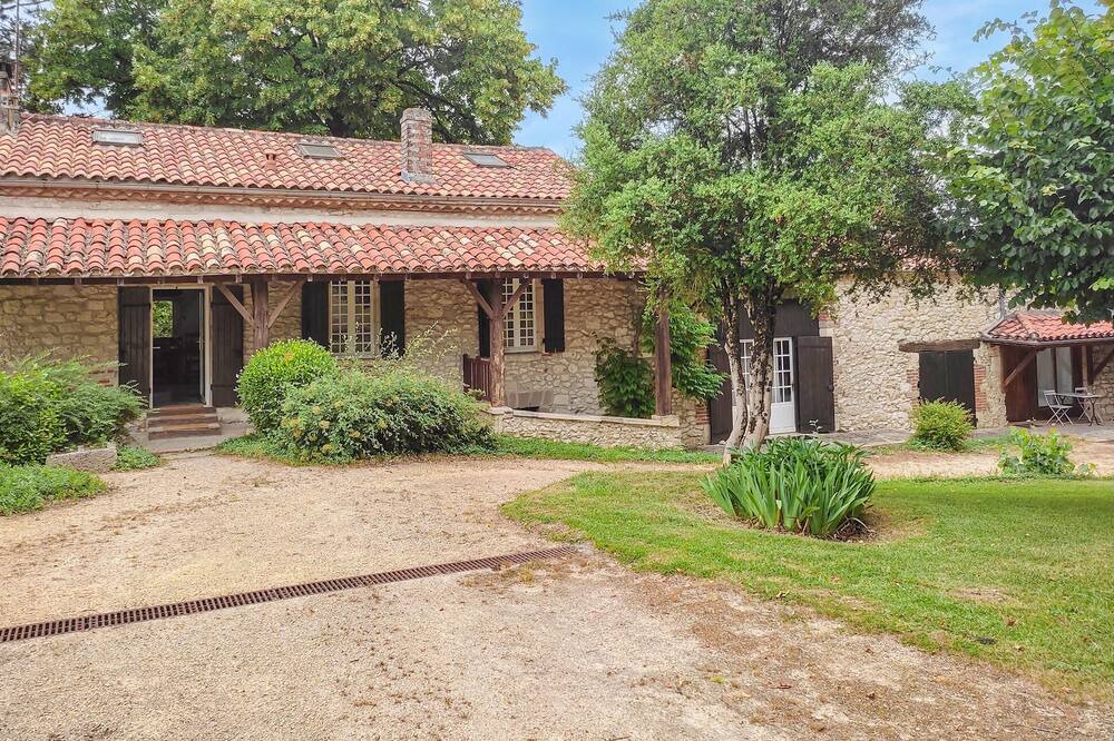 Photo of Outdoor in Montcabrier
