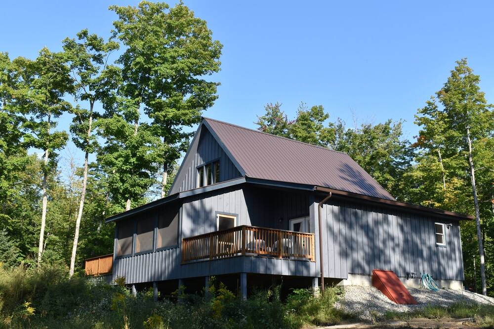 Photo of Outdoor in Elizabethtown