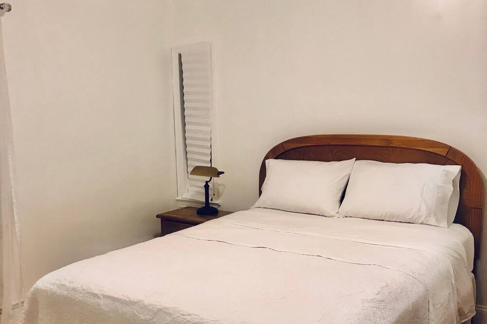 Photo of Bedroom in East Norwalk