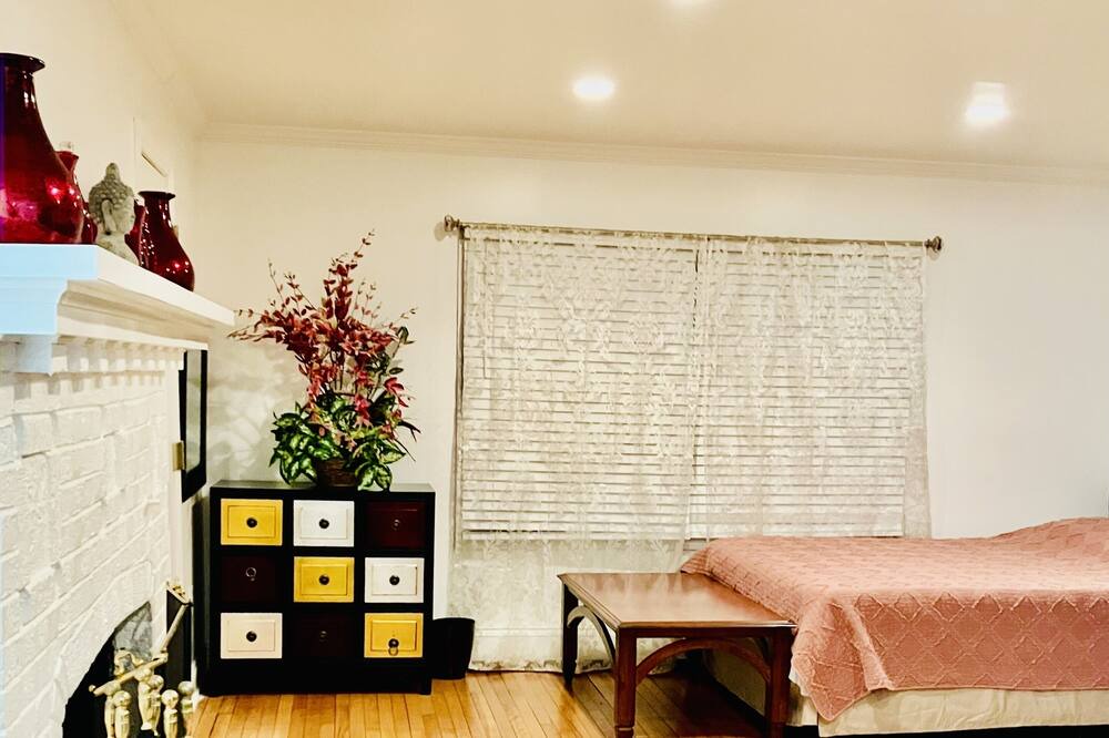 Photo of Bedroom in East Norwalk