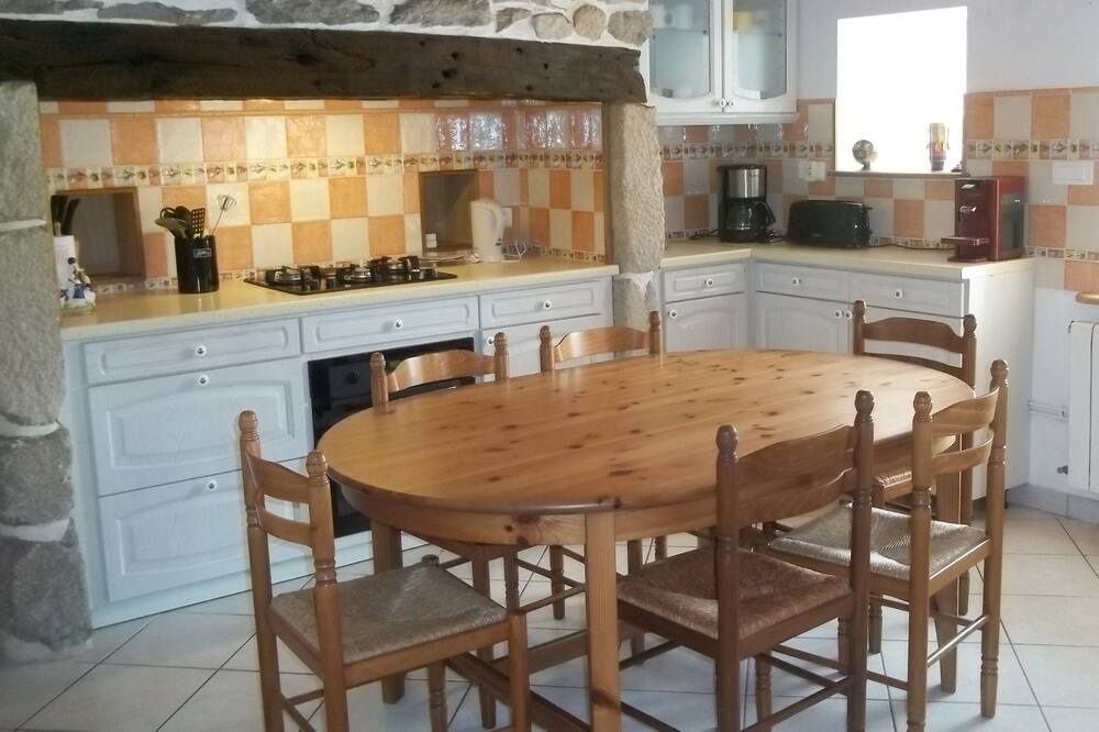 Photo of Kitchen in Primelin