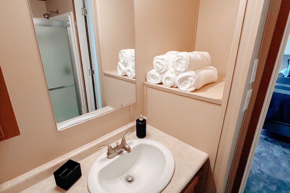 Photo of Bathroom in Opdyke West