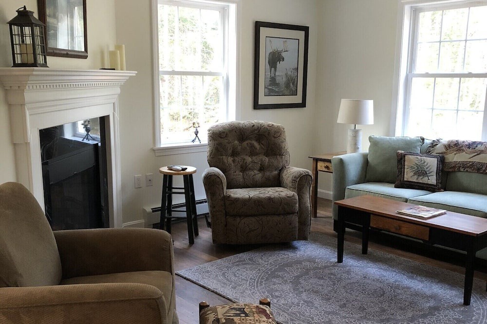 Photo of Livingroom in Danbury