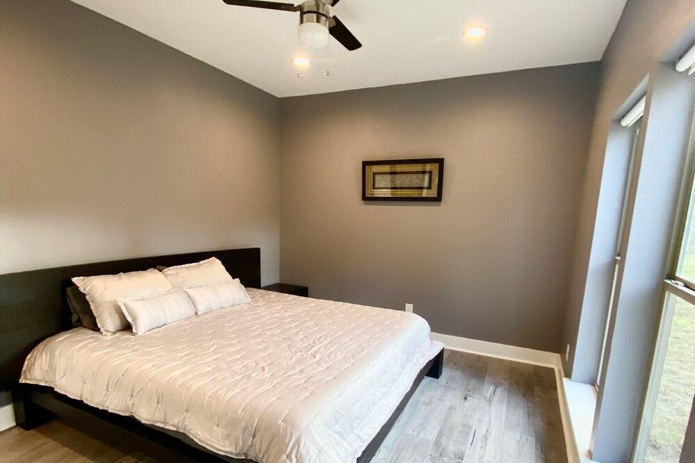 Photo of Bedroom in Cape Royale