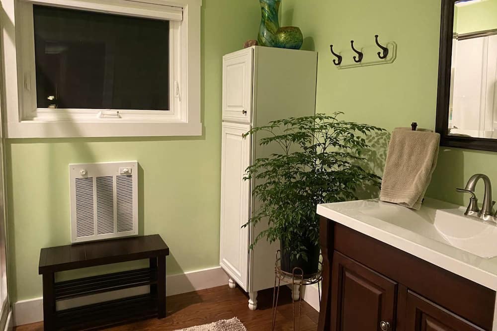Photo of Bedroom in Rensselaerville