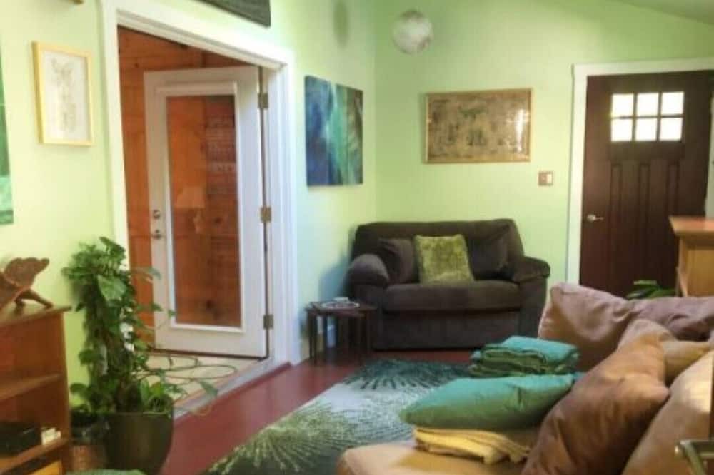 Photo of Livingroom in Rensselaerville