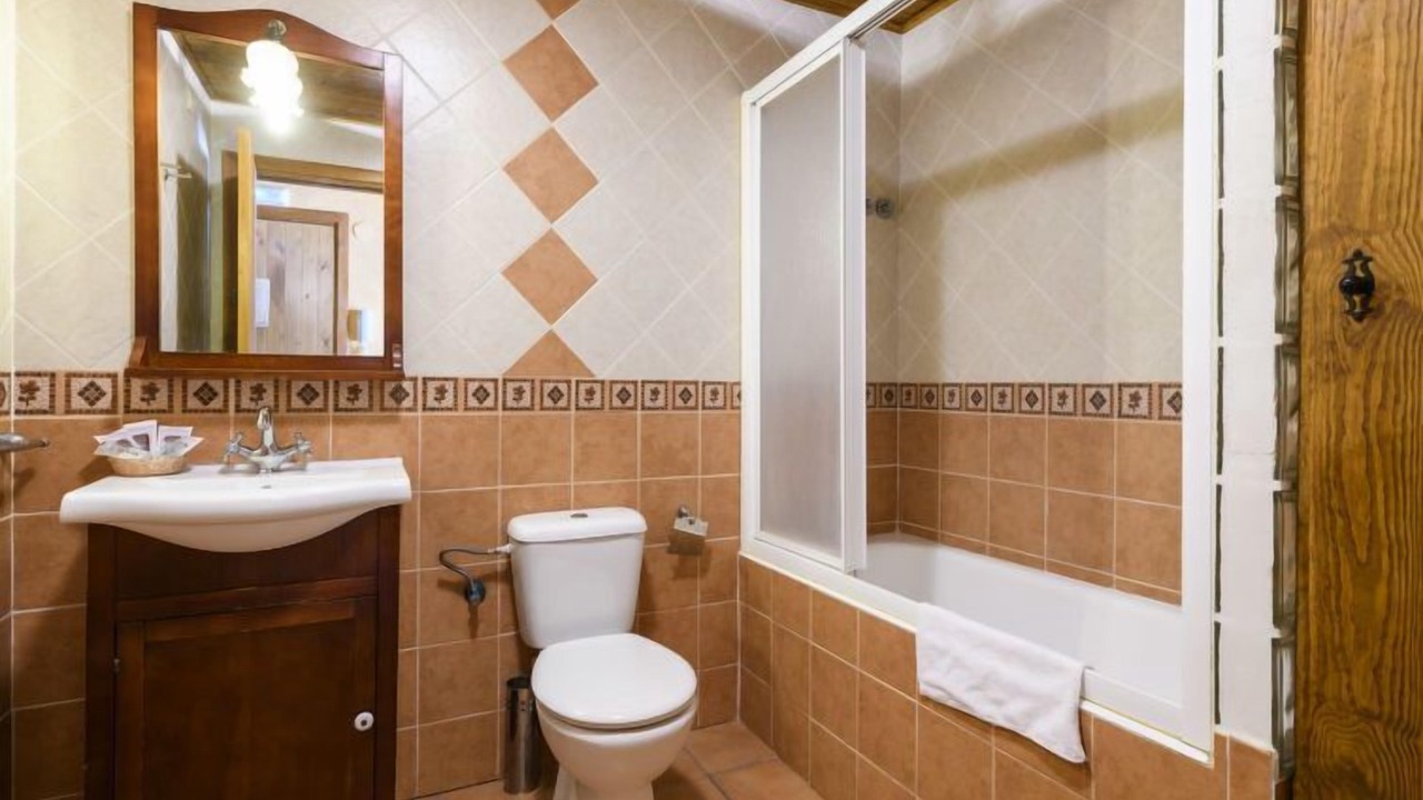 Photo of Bathroom in Olocau del Rey