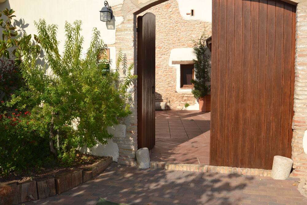 Photo of Outdoor in La Bisbal del Penedes