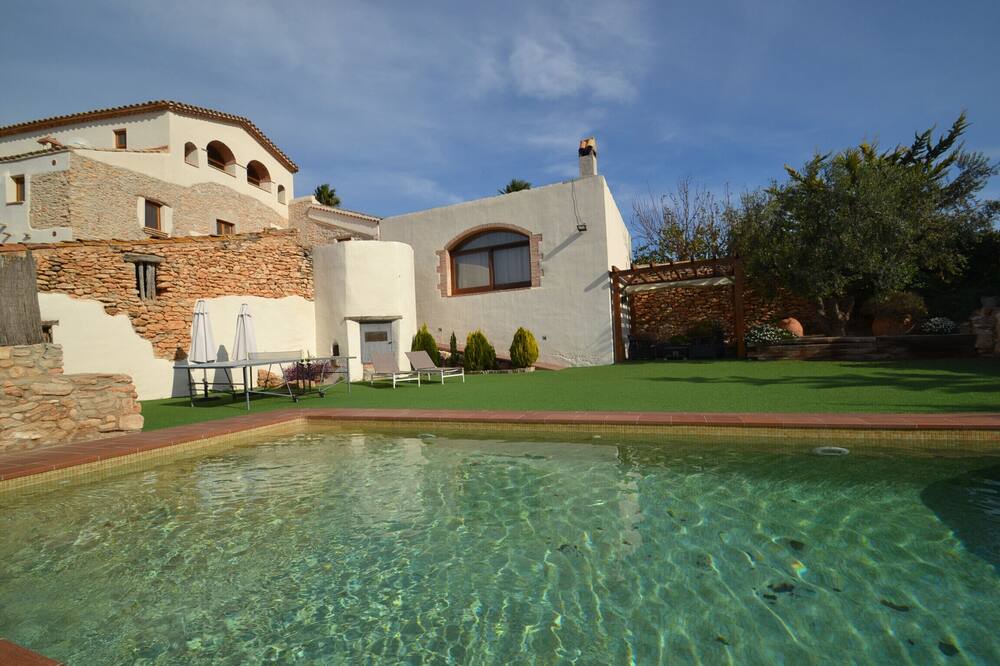 Photo of Outdoor in La Bisbal del Penedes