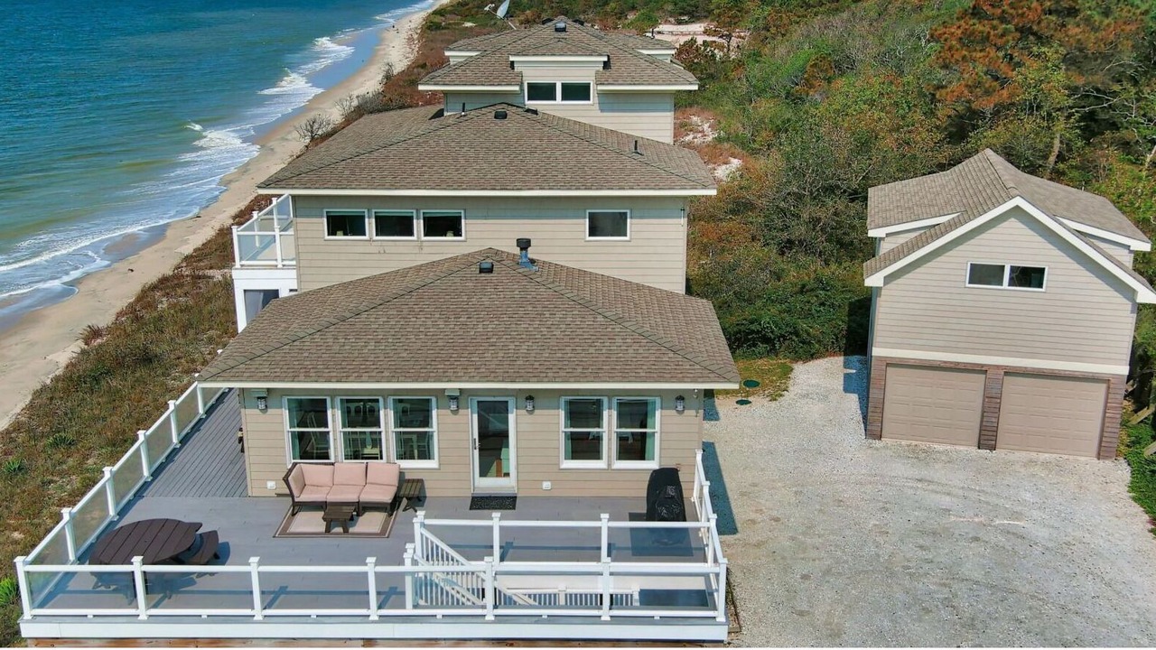 Photo of Outdoor in Picketts Harbor