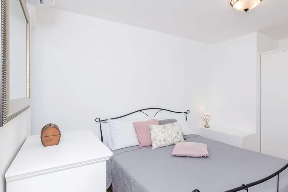 Photo of Bedroom in Brsecine
