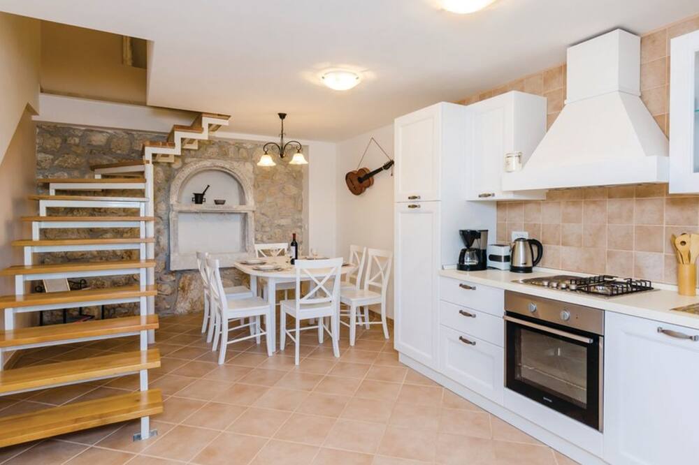Photo of Kitchen in Brsecine