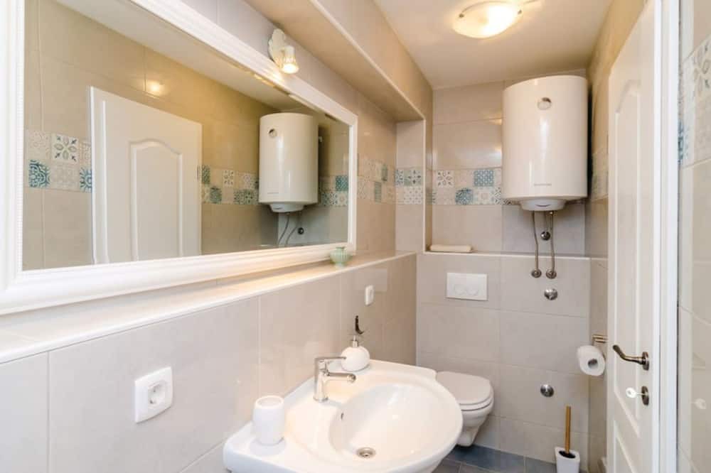 Photo of Bathroom in Brsecine