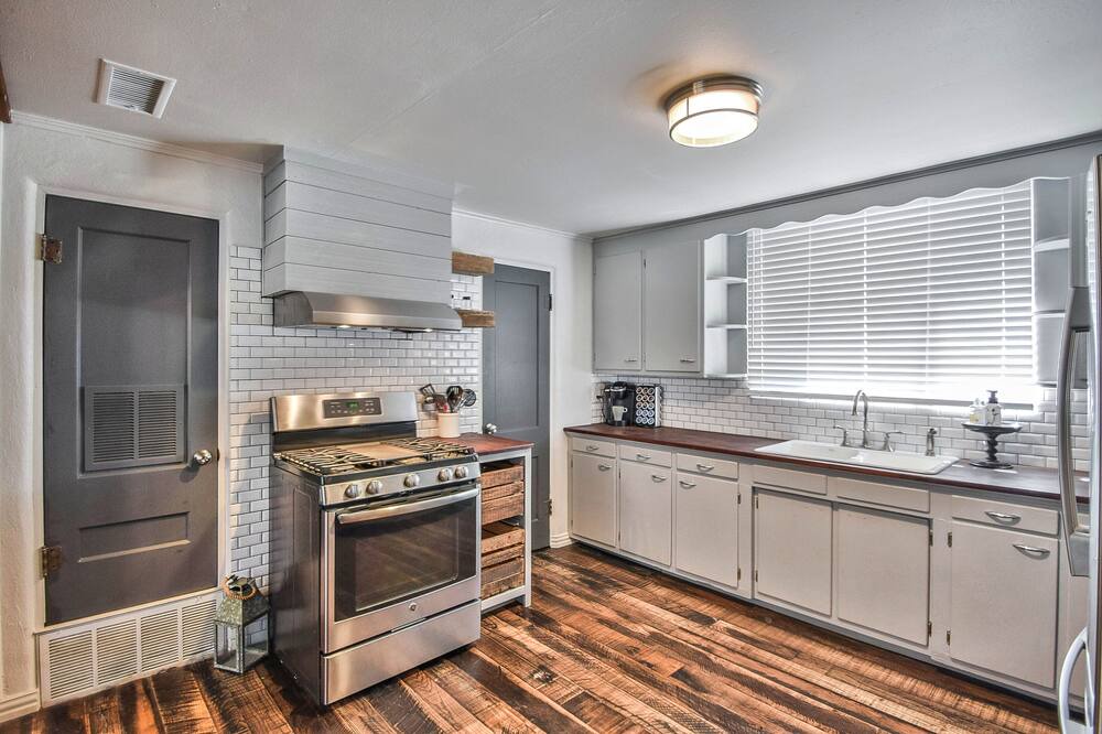 Photo of Kitchen in Glen Rose