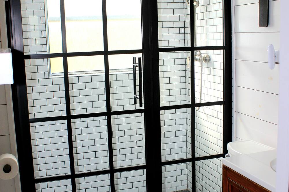 Photo of Bathroom in Glen Rose