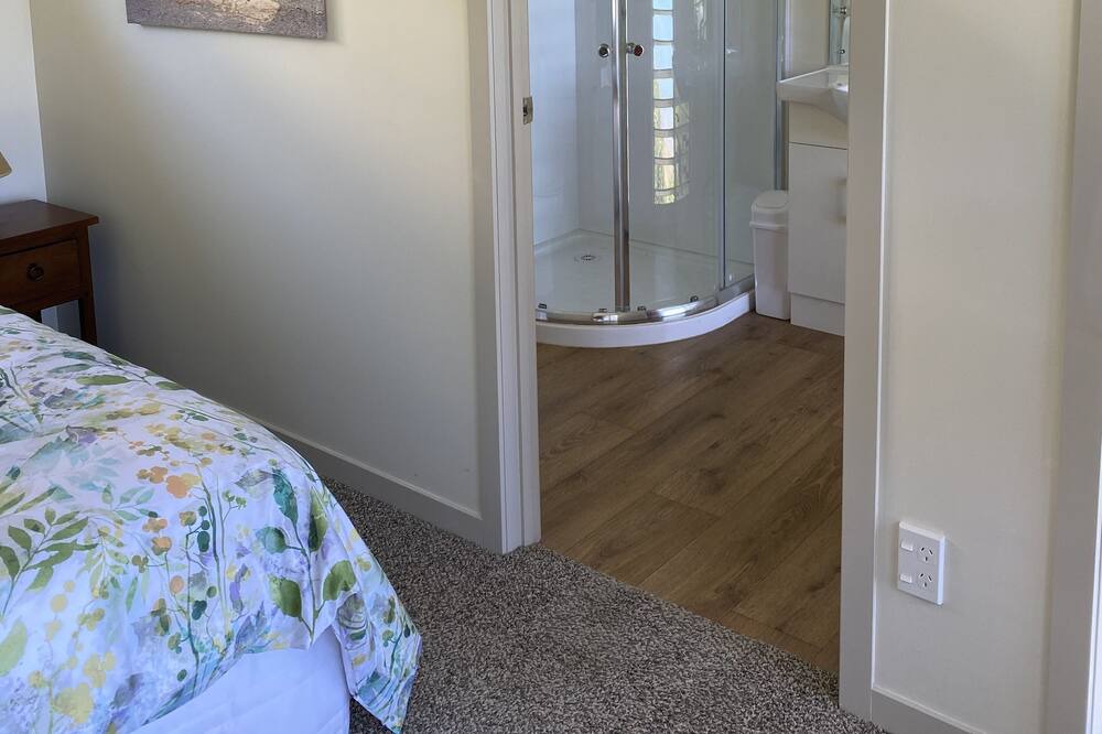 Photo of Others in Whangaruru