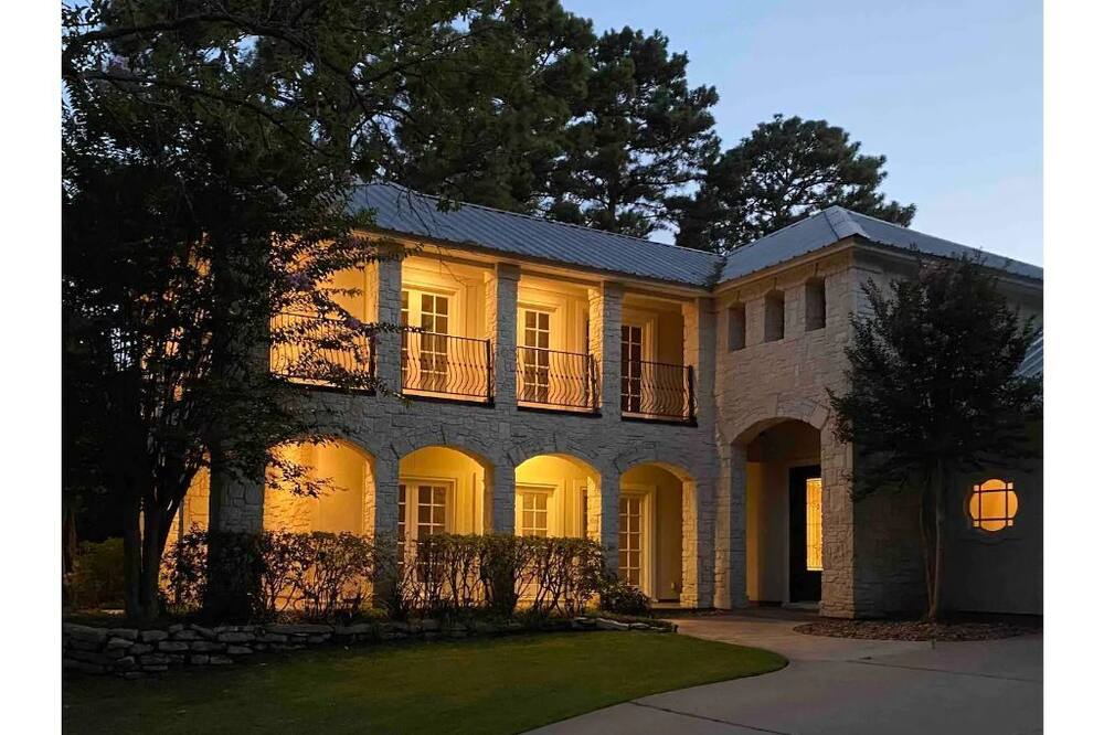 Photo of Outdoor in Montgomery