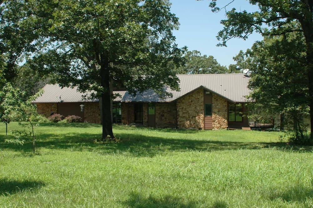 Photo of Outdoor in Elk City