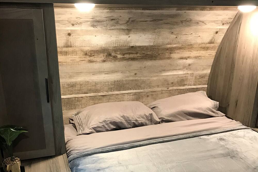 Photo of Bedroom in Eureka
