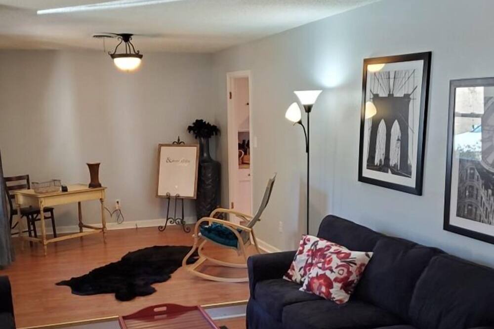 Photo of Livingroom in Martinez