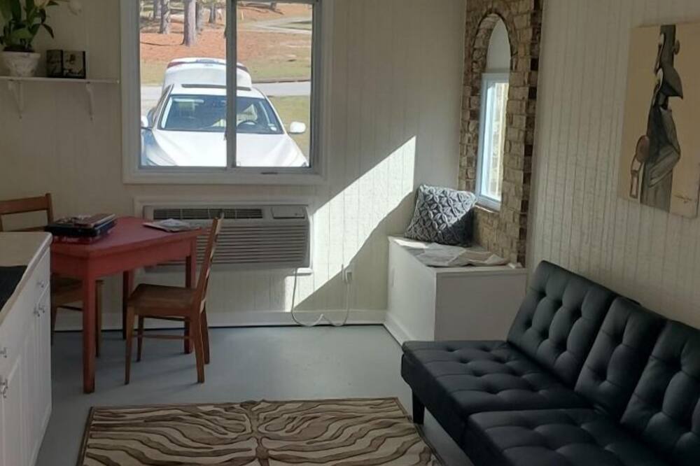 Photo of Bedroom in Martinez