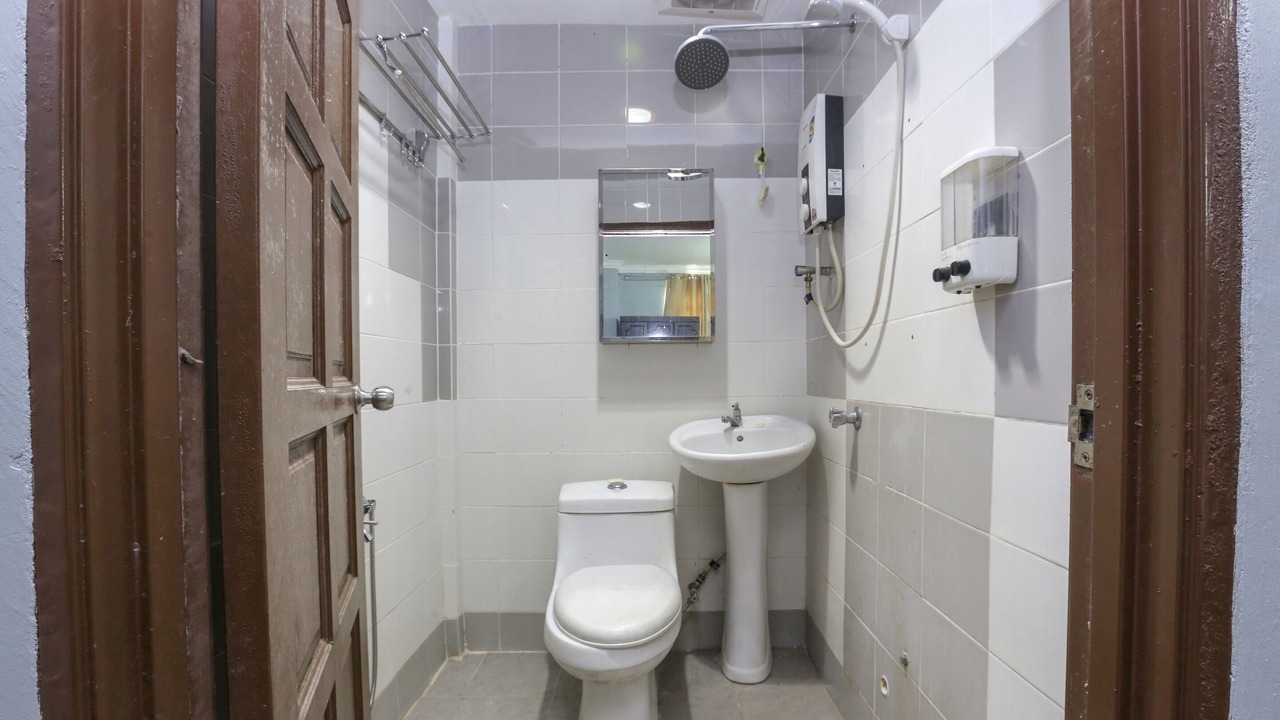 Photo of Bathroom in Kampung Padang Luas