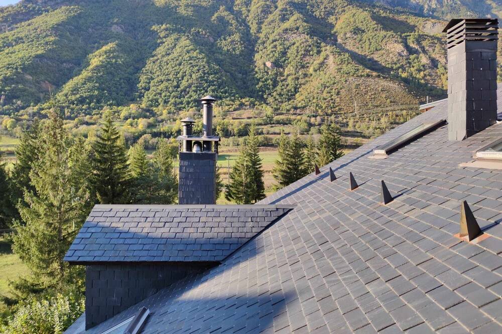 Photo of Outdoor in Linsoles