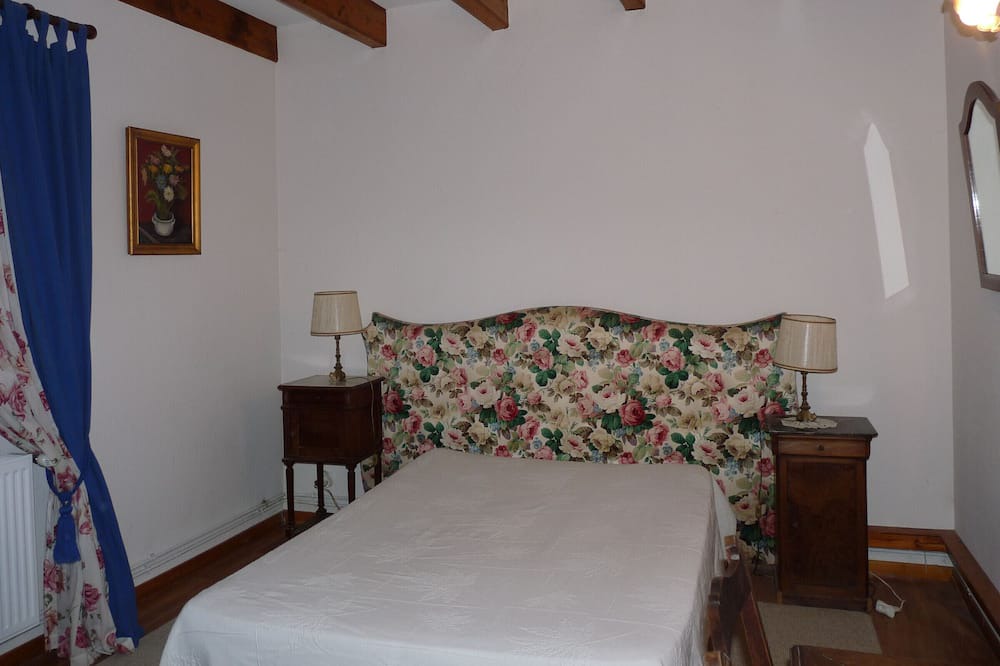 Photo of Bedroom in Saint-Amand-sur-Ornain