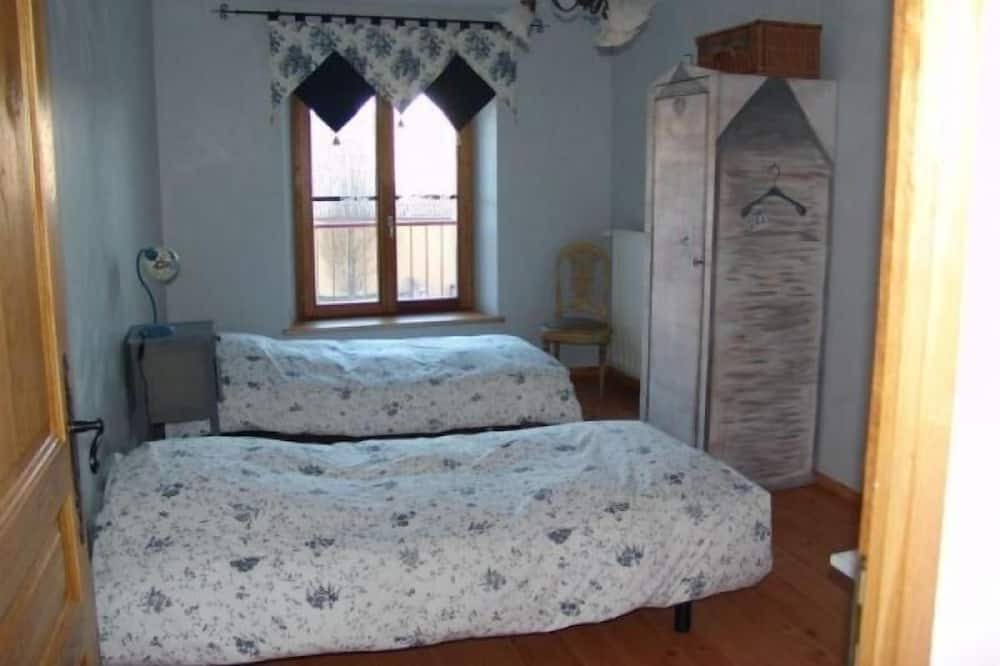 Photo of Others in Void-Vacon