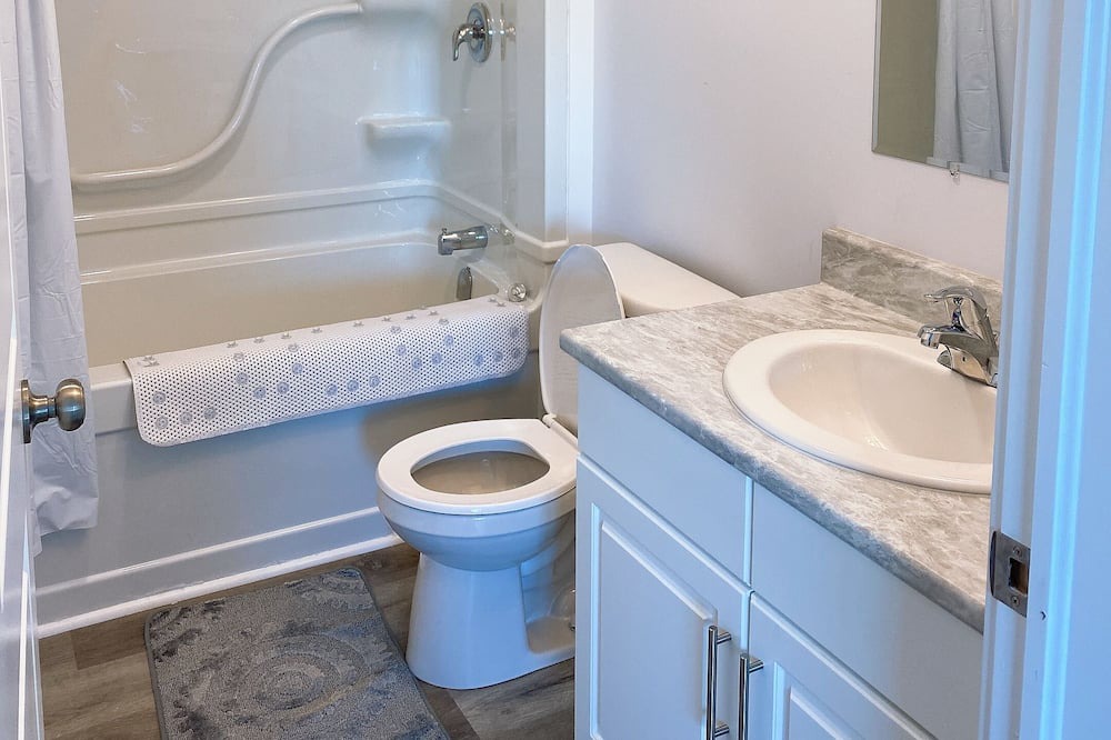 Photo of Bathroom in Brackley Beach