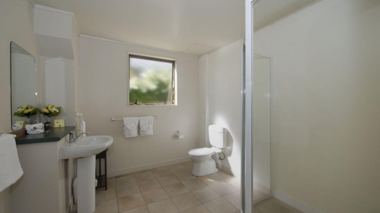 Photo of Others in Hamilton Lake