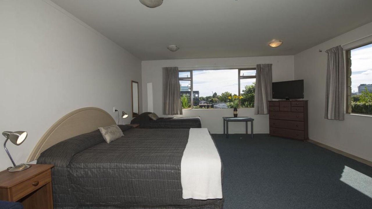 Photo of Others in Hamilton Lake