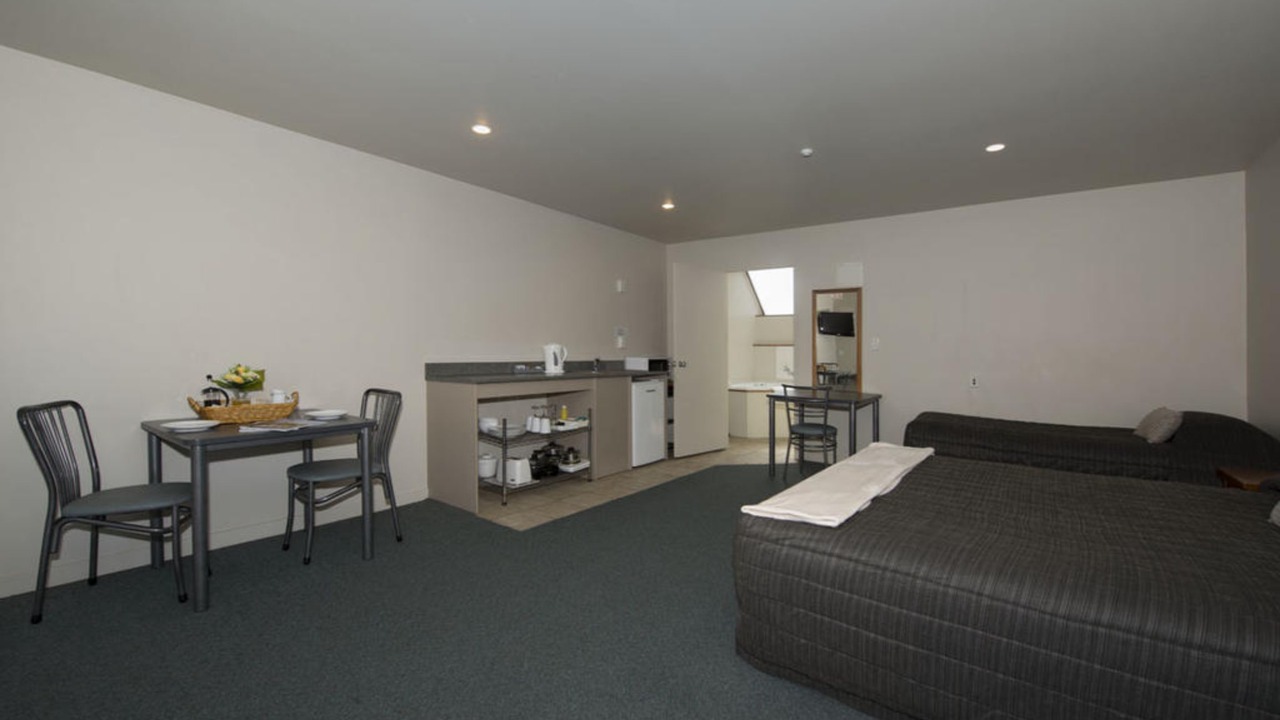 Photo of Others in Hamilton Lake