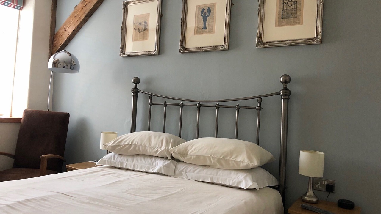 Photo of Bedroom in Newquay City Centre