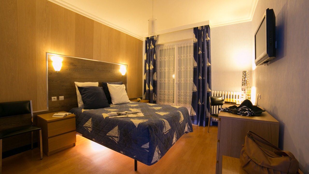 Photo of Others in Crach