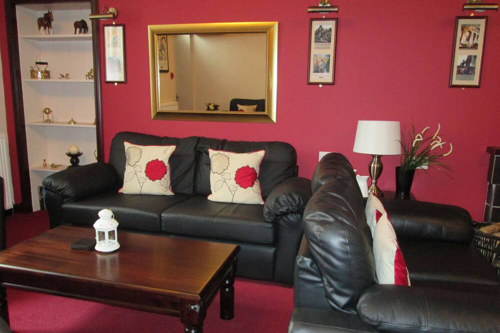 Photo of Others in Lanark