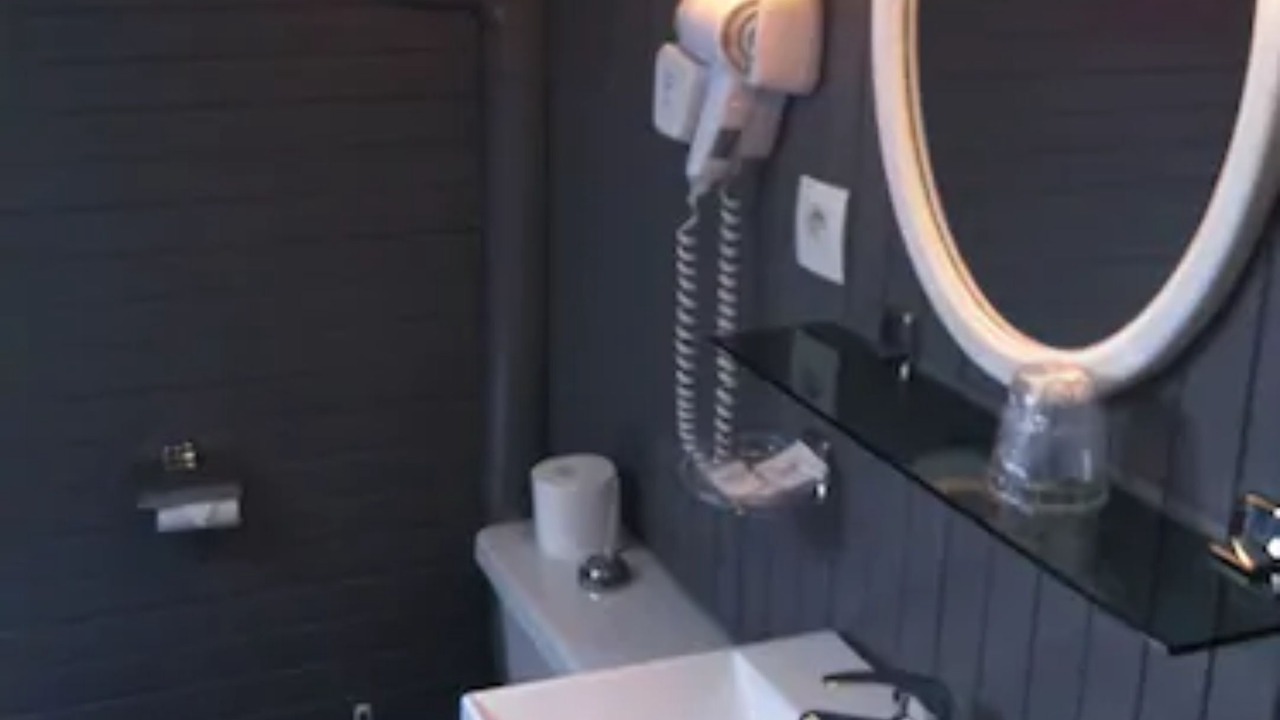 Photo of Bathroom in Marechal Lyautey - Vitton