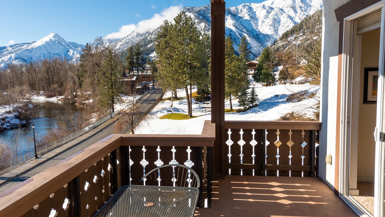 Photo of Bedroom in Leavenworth