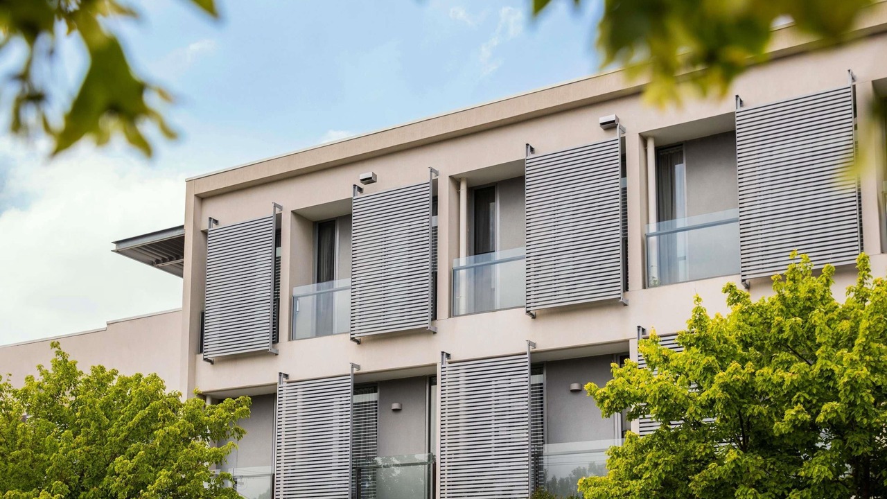 Photo of Outdoor in Kew